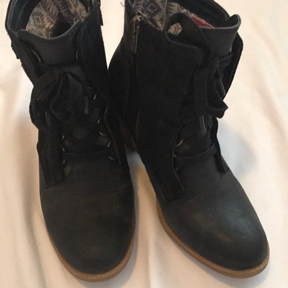 Roxy Booties - Picture 8 of 8